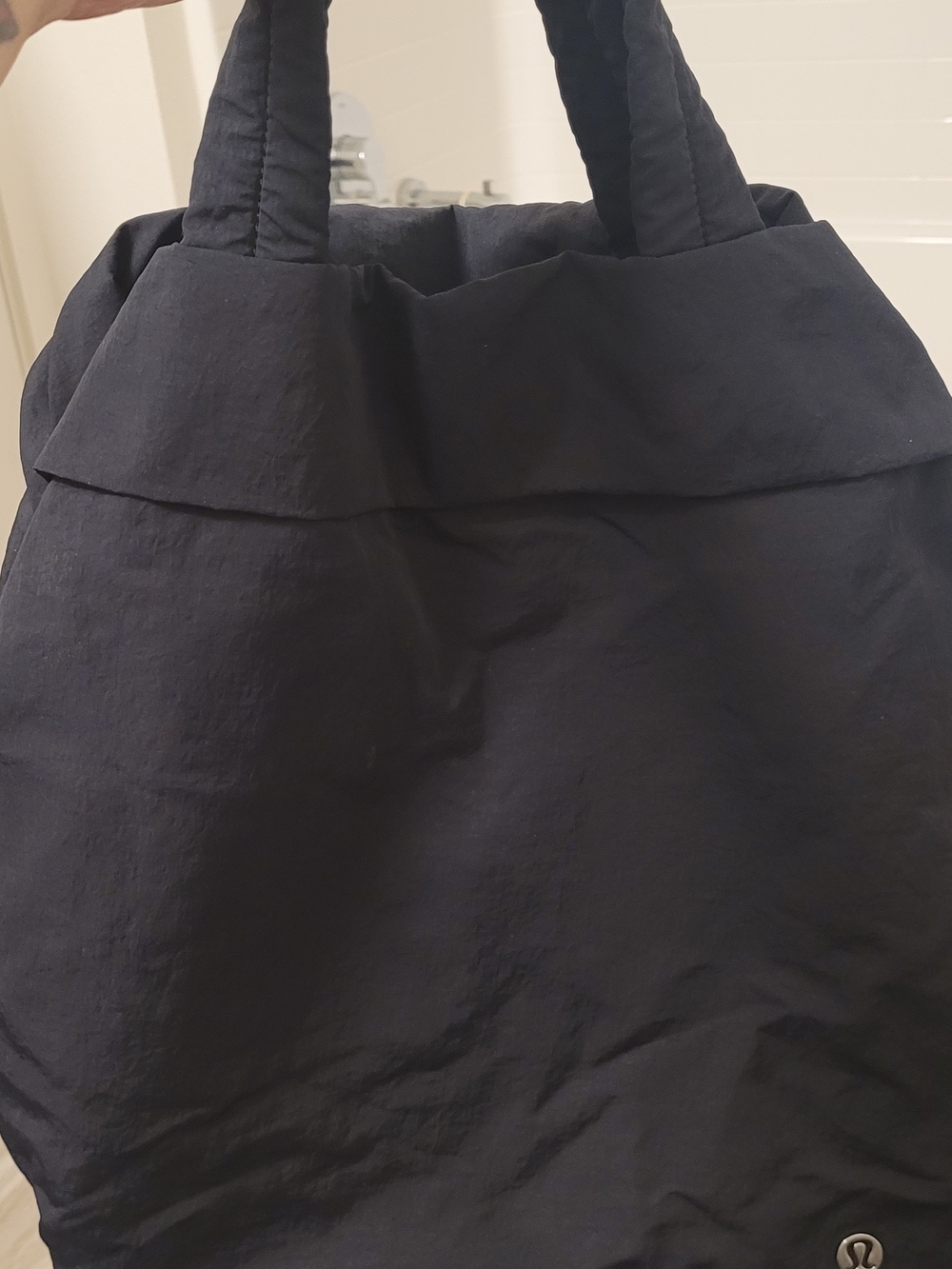 lululemon athletica ^ On My Level Black Oversized Bag